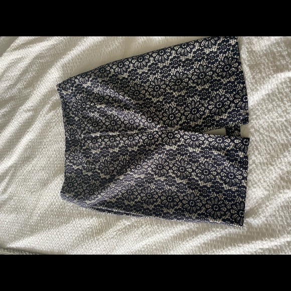 Navy lace midi pencil skirt - Picture 9 of 9